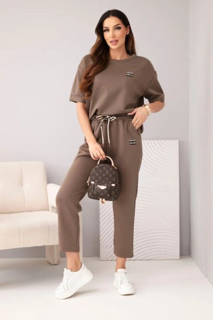 Laisvalaikio kostiumėlis Tėja kapučino