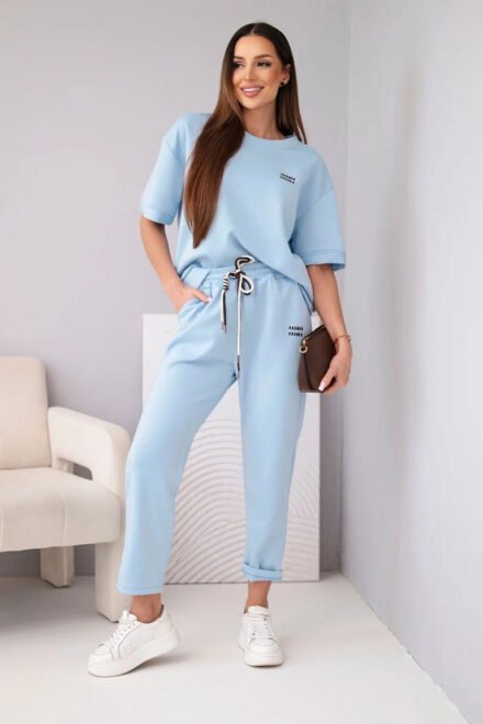 Laisvalaikio kostiumėlis Tėja žydras