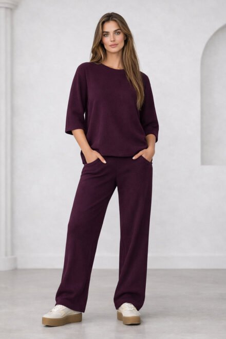 Lietuviški kostiumėliai moterims Kotryna burgundiškas.