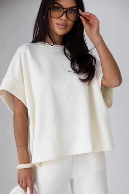 Vasarinis laisvalaikio kostiumėlis moterims Nėja ecru. Palaidinė