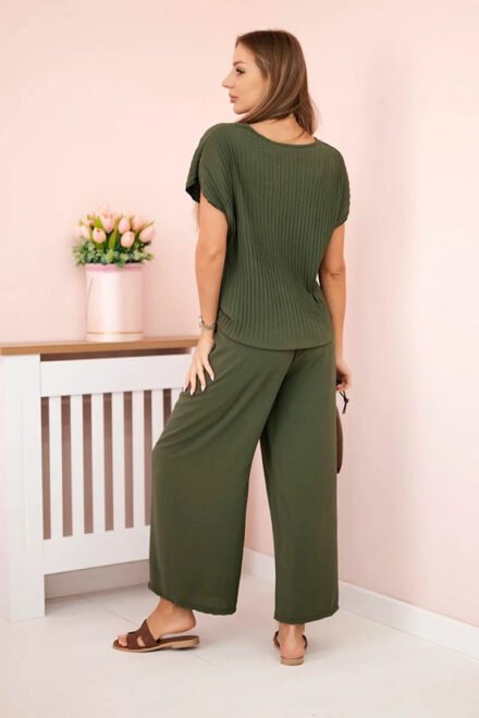 Vasarinis kostiumėlis moterims Sima chaki. Nugara