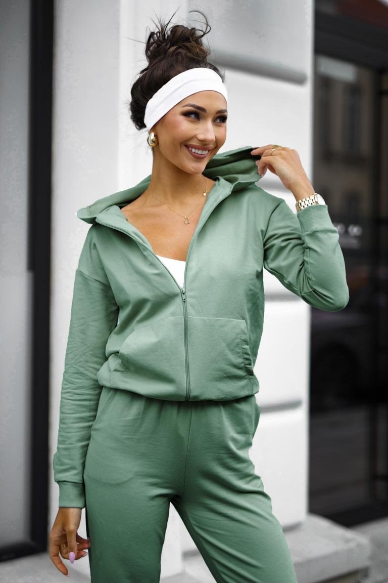 Laisvalaikio kostiumėlis moterims Airinė mėtinė. Arti