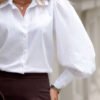 Puošnūs marškiniai moterims Gabrielė balti. Detalė