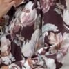 Puošnūs marškiniai moterims Radvilė bordo. Detalė arti