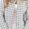 Švarkelis moterims Sofija pilkas. Detalė