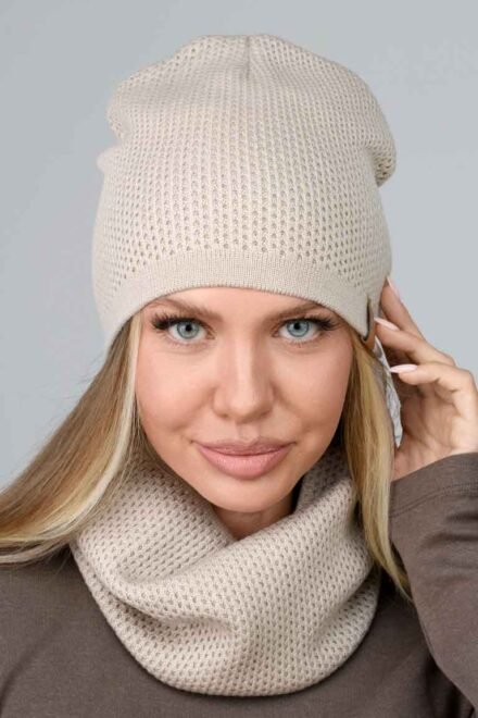 Kepurė su mova Sniegė kreminė
